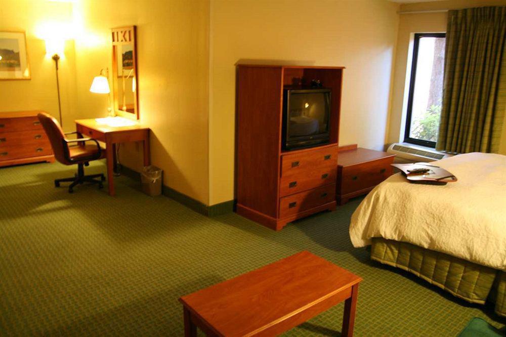 Hampton Inn Седона Номер фото